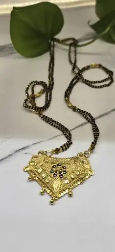 Mangalsootra